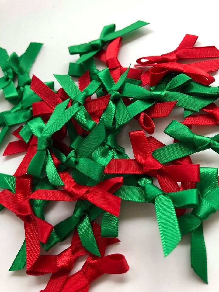 Christmas Small Satin Ribbon Bows 3cm Wide 7mm Ribbon Pre-Tied Card Making Craft