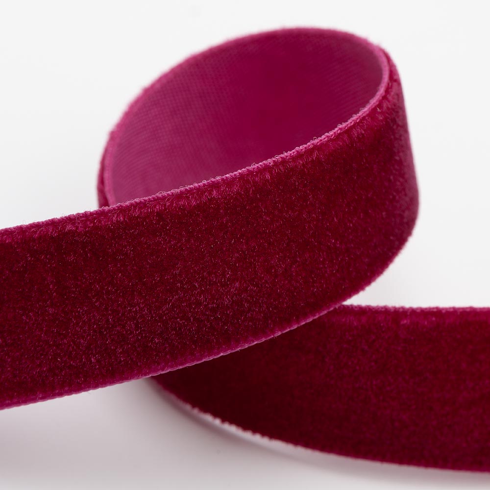 Burgundy single-face velvet ribbon in 9mm, 16mm and 25mm widths